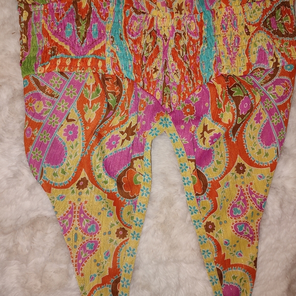 Gorgeous colorful backless Maxi dress - Picture 3 of 4